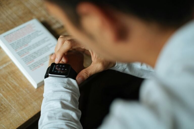 smartwatch productivity enhancement features